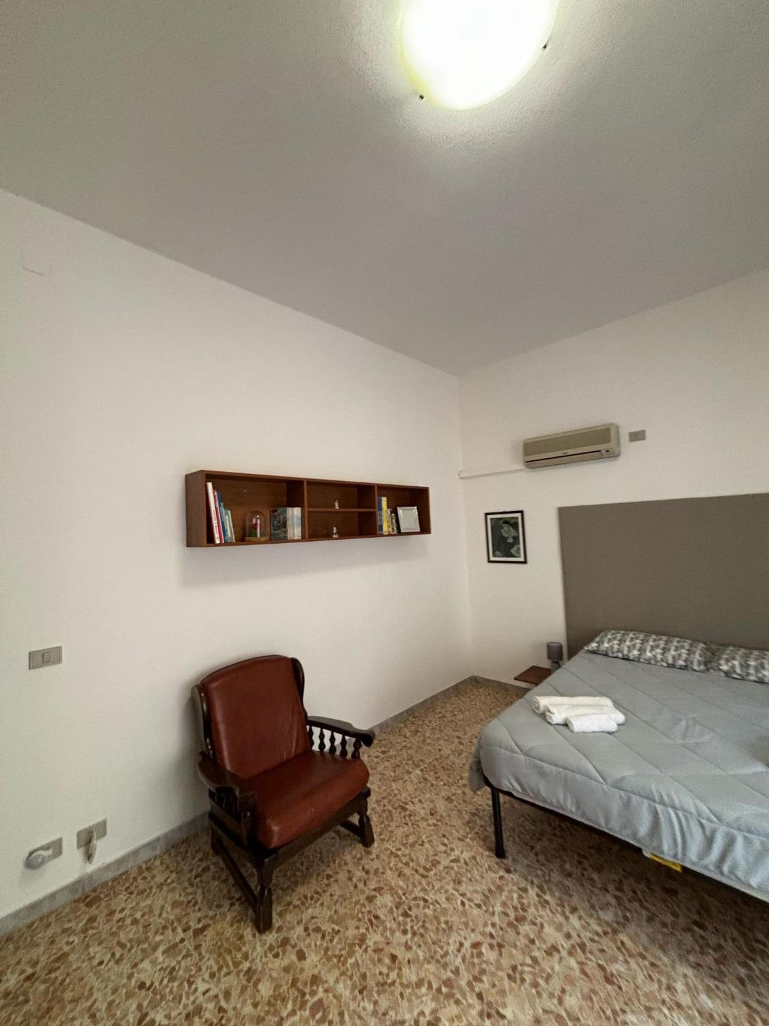 Pm 41 Via Ennio Porrino Guest House 알게로 외부 사진