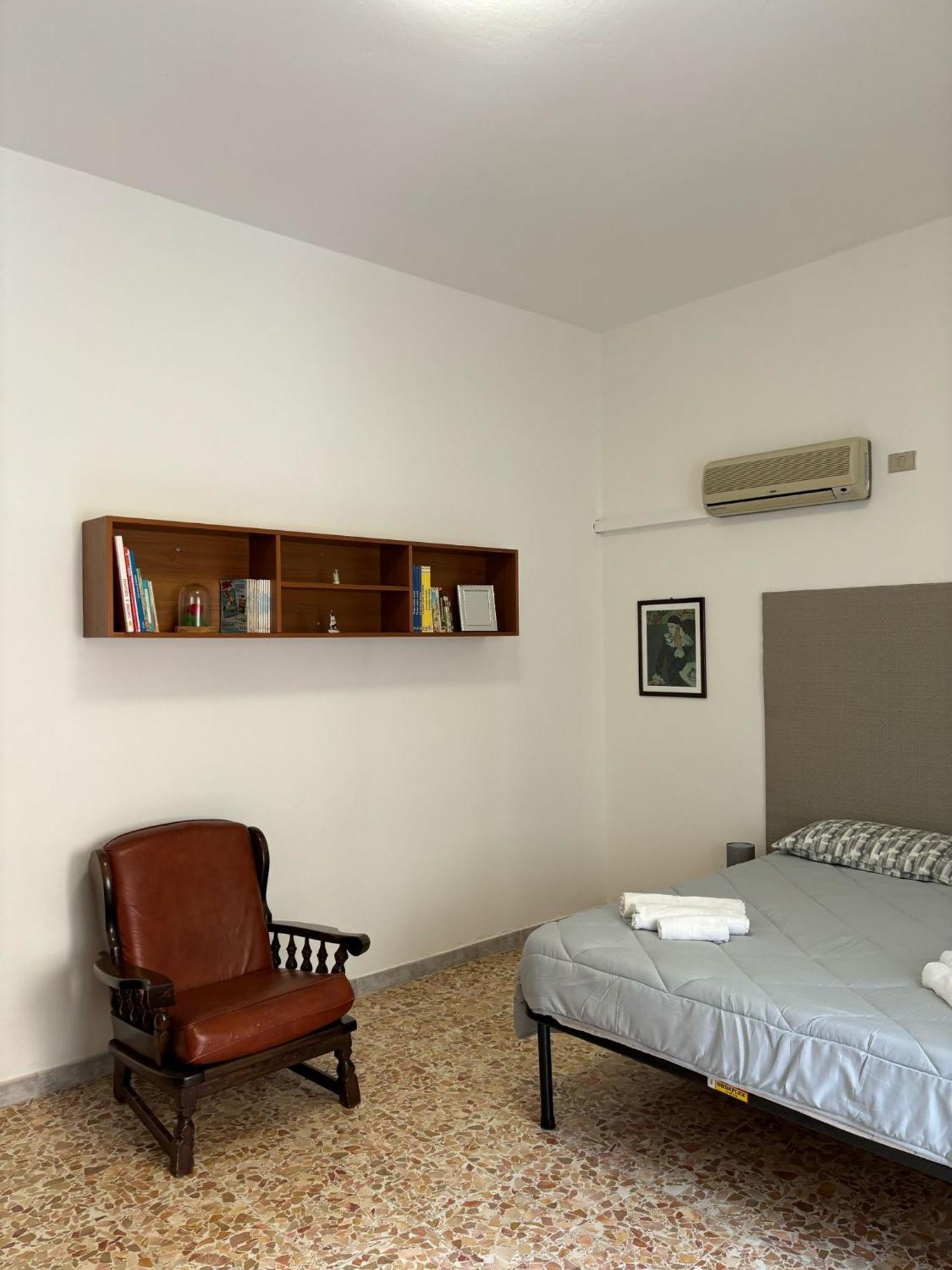 Pm 41 Via Ennio Porrino Guest House 알게로 외부 사진