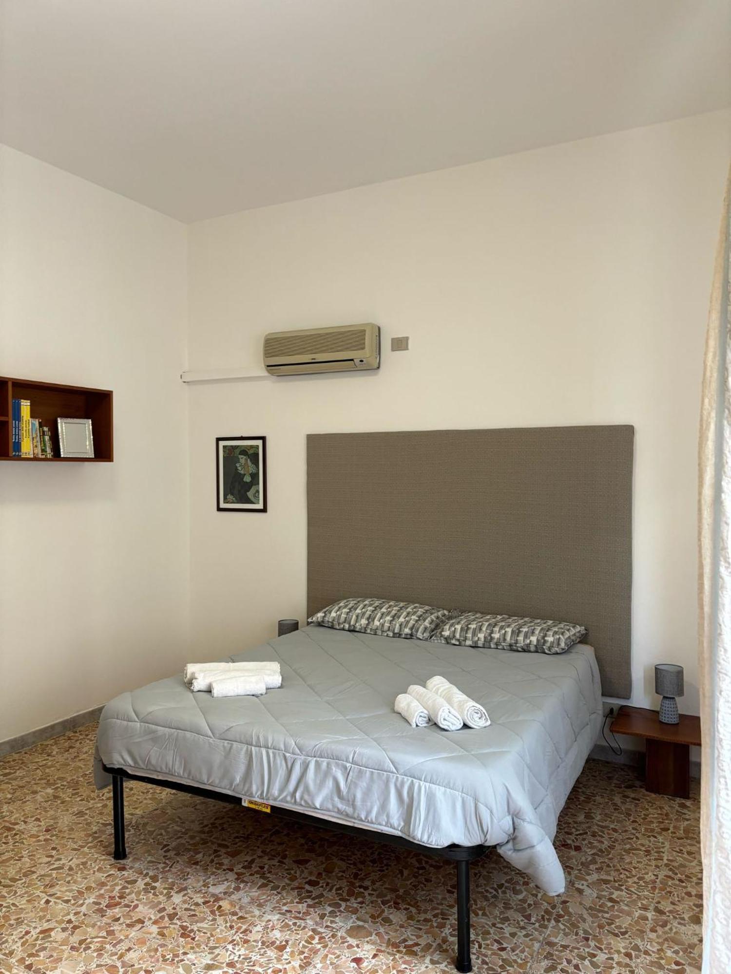 Pm 41 Via Ennio Porrino Guest House 알게로 외부 사진