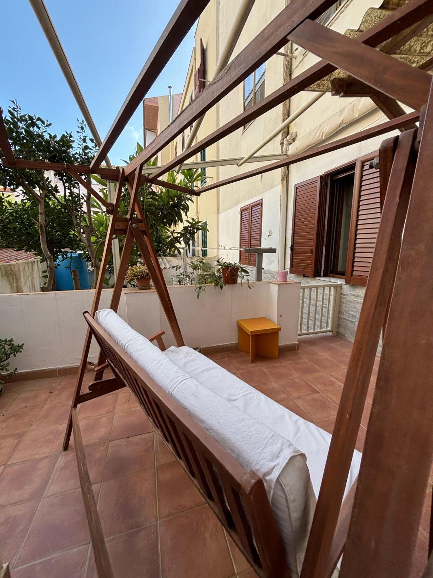 Pm 41 Via Ennio Porrino Guest House 알게로 외부 사진